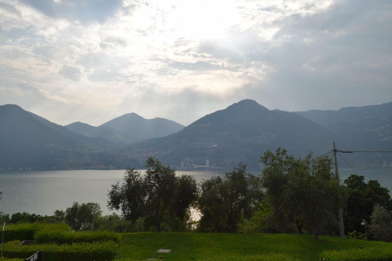 Appartamento Agnesi Monte Isola Zewnętrze zdjęcie